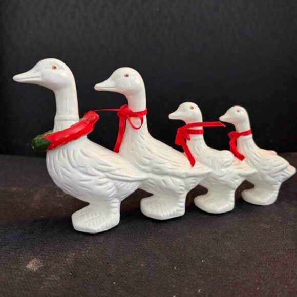 Vintage Dept 56 Geese Family - Picture 4 of 8